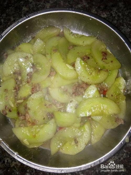 雄瓜怎么炒着吃,家常美味新尝试