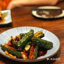 哈尔滨酒吃瓜事件,一场酒宴引发的争议与反思