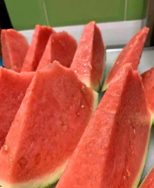 侯门吃瓜,吃瓜群众探秘宫廷秘闻